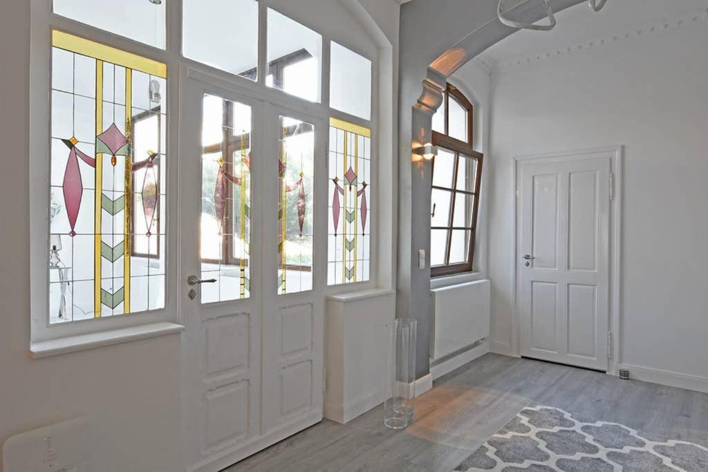 6,5 Luxury Room Apartment - Central Zwickau - 3 Bedrooms - 2 Bathrooms Luaran gambar