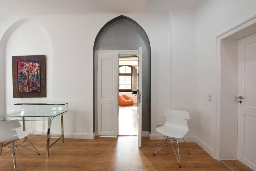 6,5 Luxury Room Apartment - Central Zwickau - 3 Bedrooms - 2 Bathrooms Luaran gambar